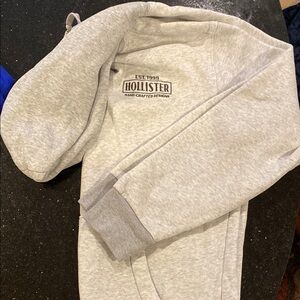 Hollister Light Gray Logo Sweatshirt